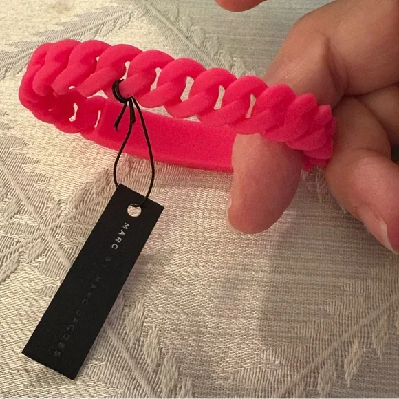 Marc by Marc Jacobs Vibrant Pink New With Tags Bracelet - Picture 3 of 5